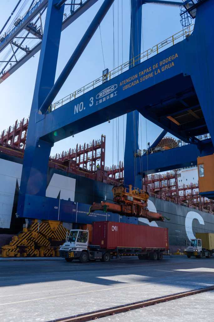 Coronel Container Terminal Patricio Román Lois, gerente general de Puerto Coronel “Estamos ...